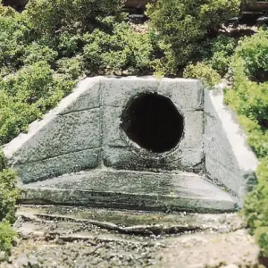 Offre Du Jour Ponceau en béton au 1 160 - Woodland C1162