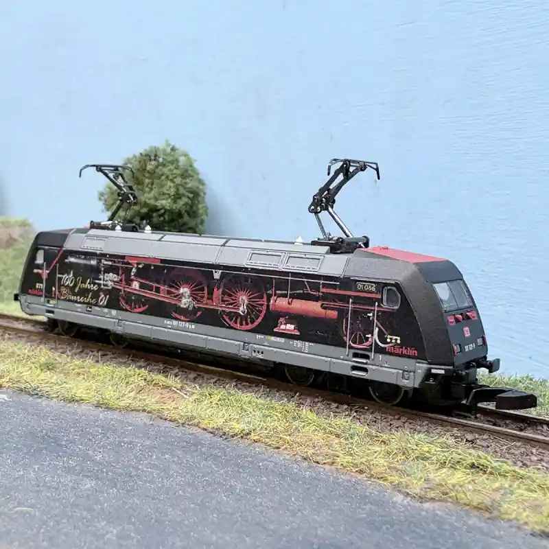 Locomotive électrique BR 101 127-9, "100 ans de la BR 01", DB, Ep. VI - MARKLIN 88668 - Z 1/220 Nouvel Arrivage