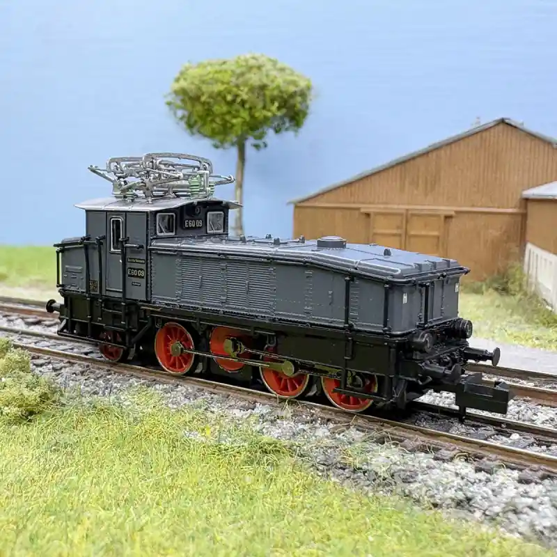 Locomotive électrique E60 09, DRG, Ep. II - HOBBYTRAIN H3055 - N 1/160 Authentique