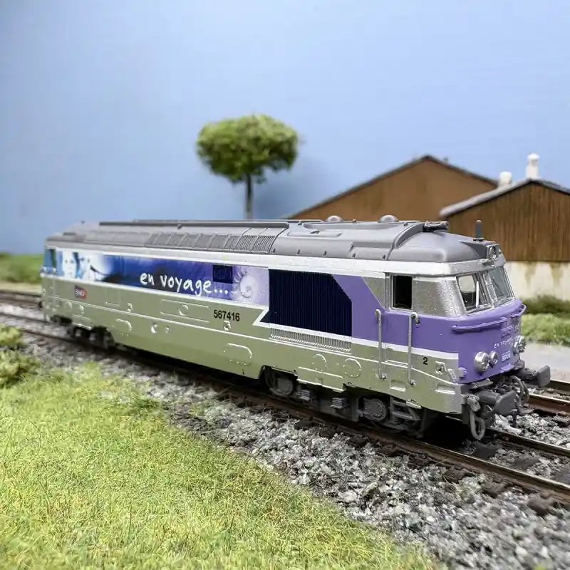 Offre Du Jour Locomotive diesel, BB 67416, Livrée "En Voyage", Nevers, SNCF, Ep. V et VI, digital son - REE NW-337S - N 1/160