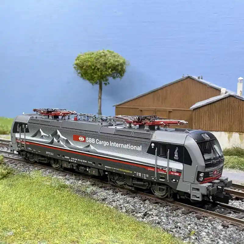 Bon Marché Locomotive électrique Vectron, 193 451-2, SBB Cargo International, Ep. VI - FLEISCHMANN 7560048 - N 1/160