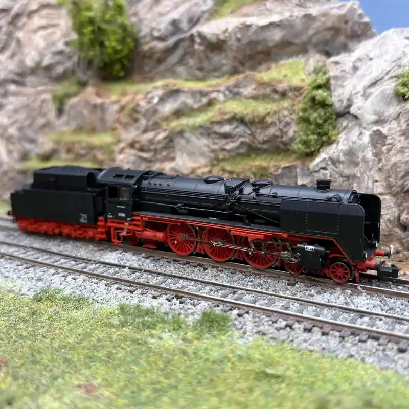 Locomotive à vapeur BR 01 200, DB, Ep. III - FLEISCHMANN 714502 - N 1/160 Haute Qualité