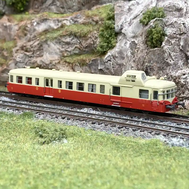 Autorail diesel Picasso X3922, 1/2CL, "Nice", Sncf, Ep IIIc - TRAINS160 16061 - N 1/160 Solde