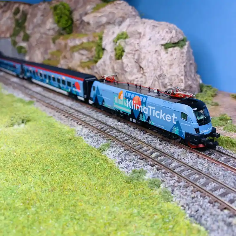Livraison Express Coffret train de voyageurs avec Rh 1116 "Railjet/Klimaticket", ÖBB, Ep VI, Digital son - HOBBYTRAIN H25226S - N 1/160