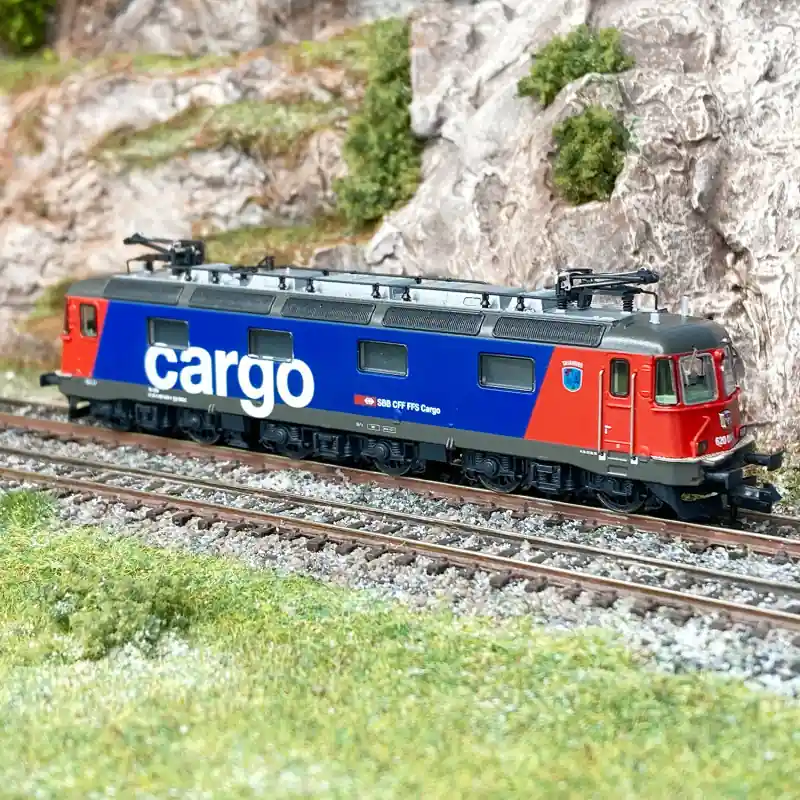 Offre Limitée Locomotive électrique Re 620 060-4, CFF Cargo SBB, Ep V et VI - FLEISCHMANN 734121 - N 1/160