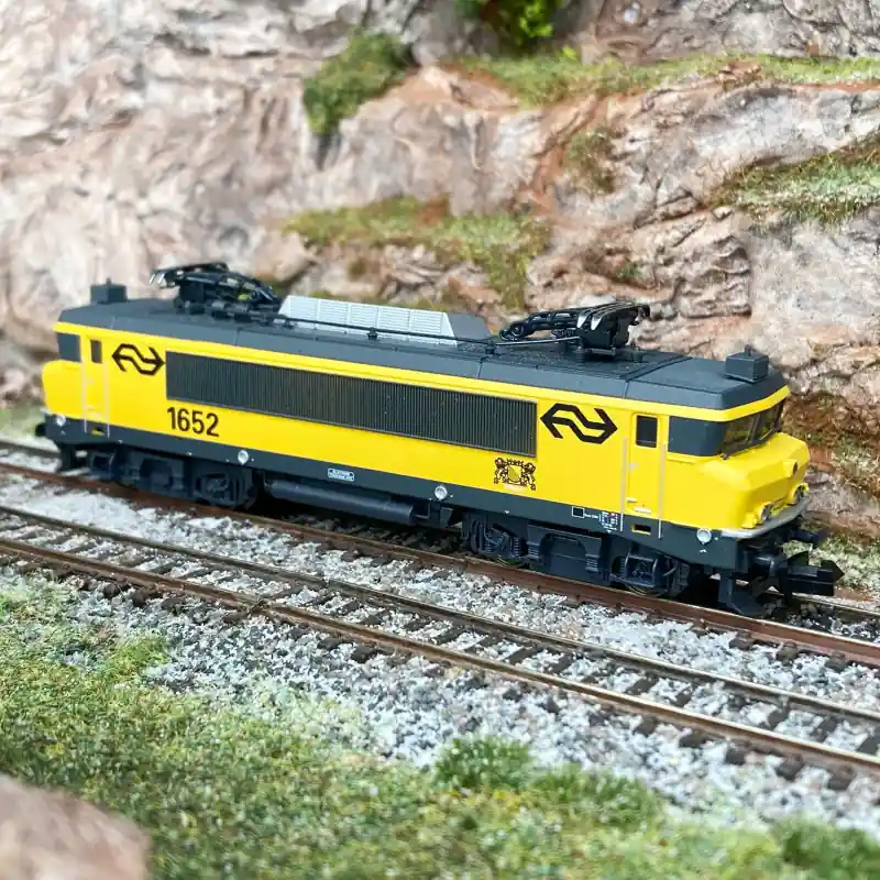 Acheter Direct Locomotive électrique 1652, NS, Ep IV - MINITRIX 16009 - N 1/160