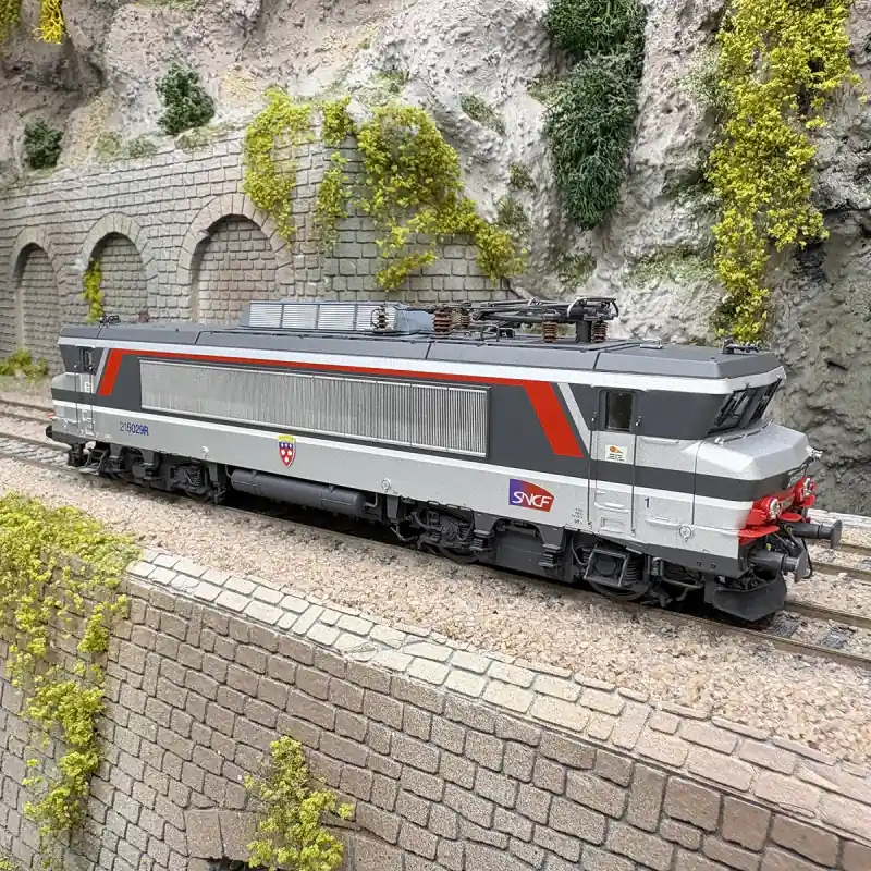Locomotive électrique BB 15029, livrée Corail+, Carmillon, Achères, SNCF, Ep. VI, digital son - LSMODELS 10493S - HO 1/87 Meilleur Choix