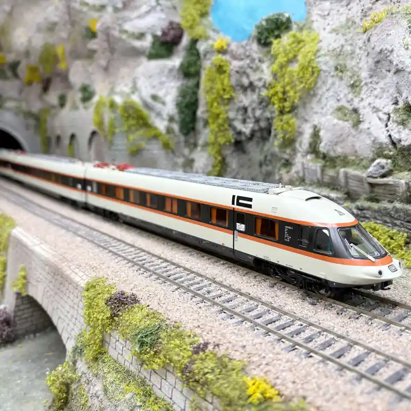 Jusqu'à Épuisement Des Stocks Automotrice ET 403, IC Albrecht Dürer, Intercity, DB, Ep. IVb - LSMODELS 16001 DC - HO 1/87