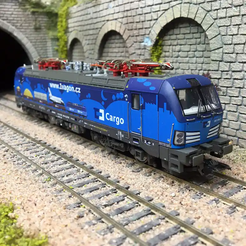 Locomotive électrique série 383, CD Cargo, 3R AC, Ep. VI - MARKLIN 39333 - HO 1/87 Top Vente