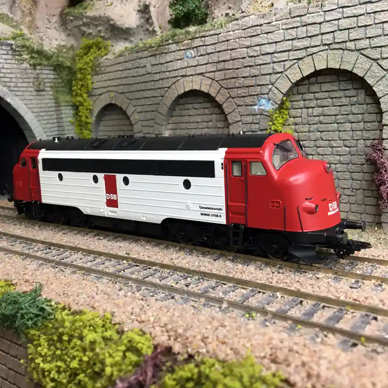 Locomotive diesel de classe MY, DSB, Ep V, mfx, digital son - TRIX 22788 - HO 1/87 Prix Bas