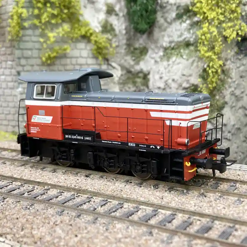 Locotracteur diesel 245 6060, livrée Mercitalia S&T, Ep VI - RIVAROSSI HR2932 - HO 1/87 Must-Have