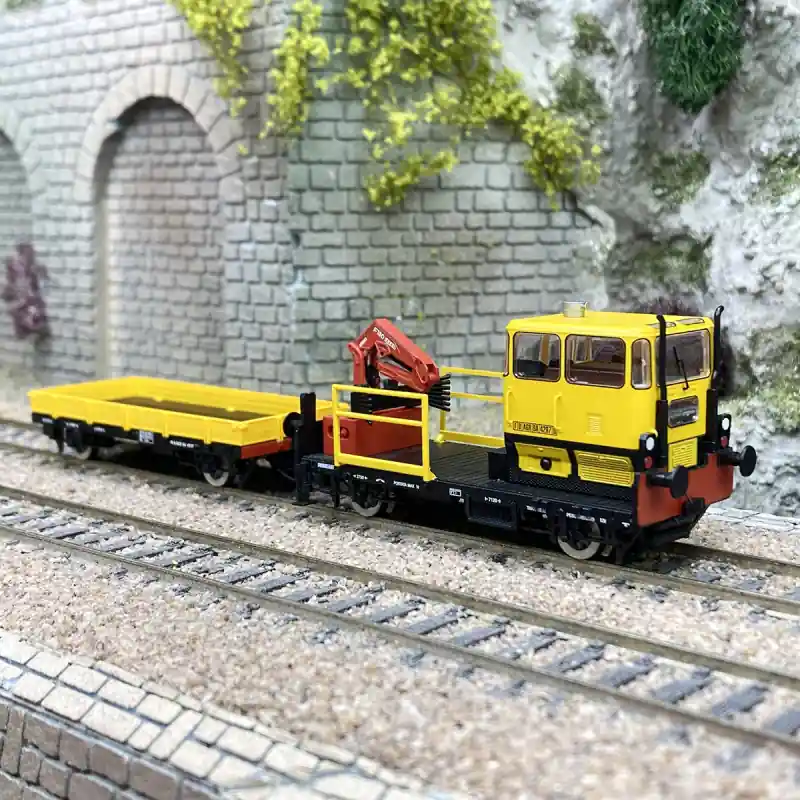 Seulement Aujourd'hui Draisine KLV 53 avec wagon, "livrée RFI", FS, Ep V et VI digital - RIVAROSSI HR2909D - HO 1/87