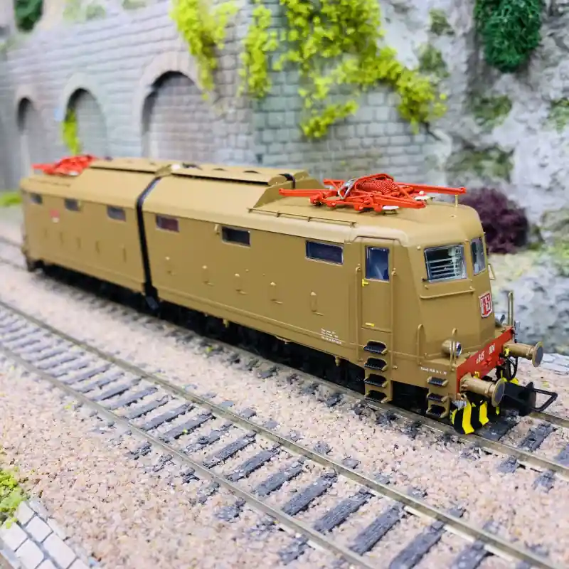 Meilleur Prix Locomotive électrique série E.645, FS, Ep V, Digital son - RIVAROSSI HR2935S - HO 1/87