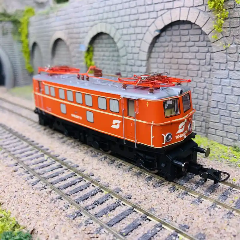Vente Flash Locomotive électrique 1040 007-5, ÖBB, Ep V - RIVAROSSI HR2940 - HO 1/87