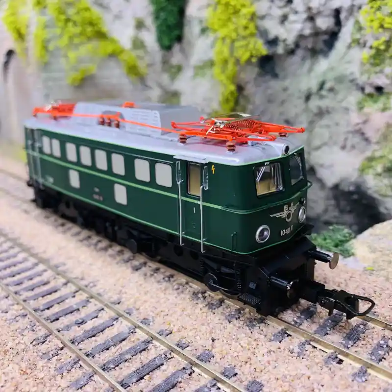 Vente Directe Locomotive électrique série 1040.1, ÖBB, Ep IV - RIVAROSSI HR2939 - HO 1/87