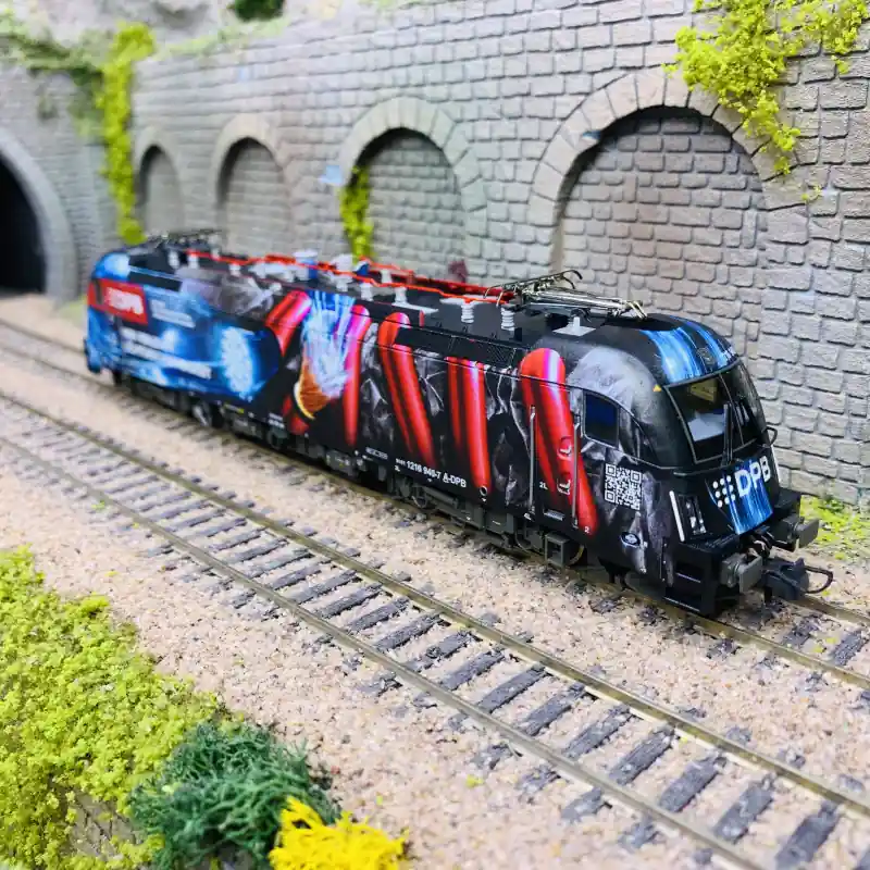 Bon Marché Locomotive électrique 1216 940-7, DPB, Ep VI, Digital Son - ROCO 7510005 - HO 1/87