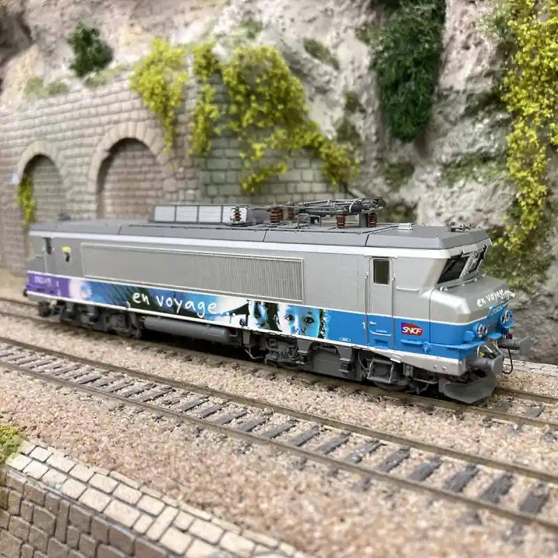 Top Vente Locomotive électrique BB 15034R, "En voyage", Carmillon, SNCF, Ep. VI digital son AC 3R - LSMODELS 10985S - HO 1/87