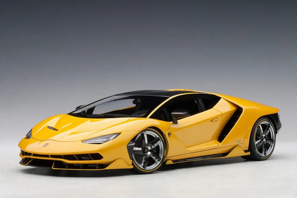Offre Spéciale Lamborghini Centenario LP770-4 1/18 Autoart - 79115