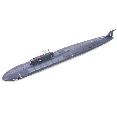 Authentique Maquette sous-marin Russian SSGN Kursk - Tamiya