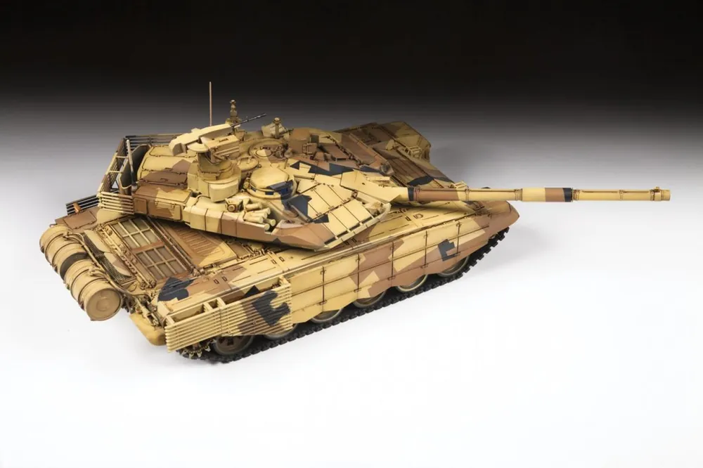 Nouveauté Zvezda 3675 Russian Main Battle Tank T-90MS