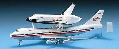 Academy 12708 Shuttle & 747 Carrier Nouvel Arrivage