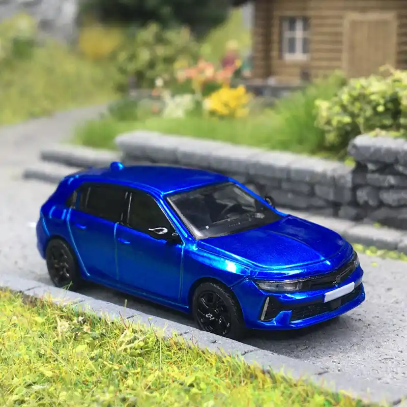Offre Exclusive Opel Astra L, bleu métallisé, 2021 - PCX 870590 - HO 1/87