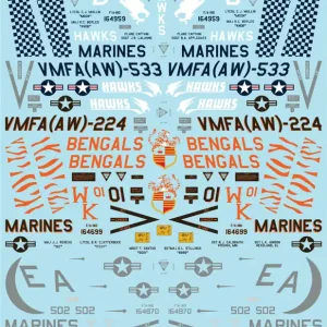 Flying Leathernecks 32004 ‘Death Dealing Deltas‘ - US Marine Corps McDonnell Douglas F/A-18 D‘s at War Dernier Modèle